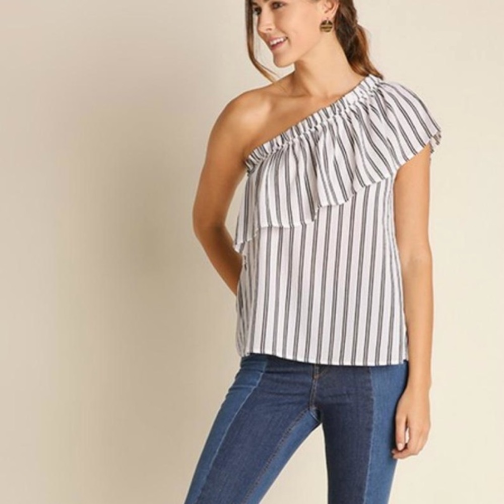 NWOT One Shoulder Stripped Top